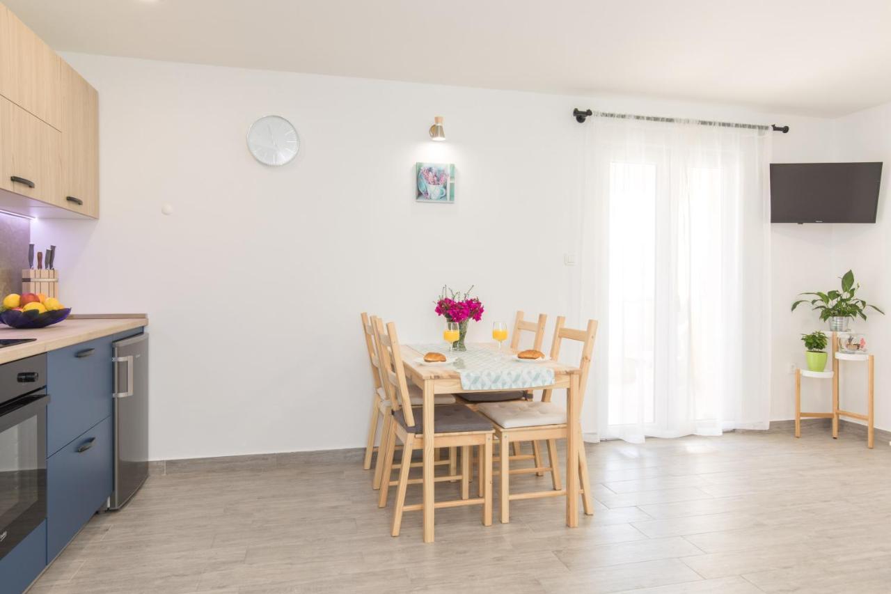 Mares Apartament Krk Town